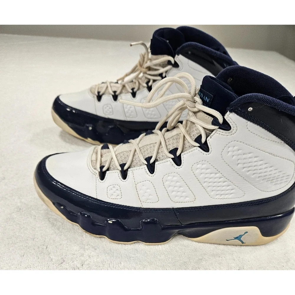 Air Jordan 9 Retro 